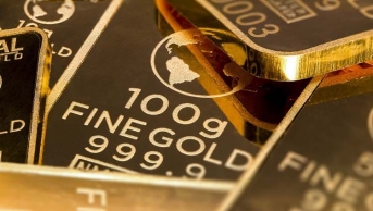 Investicinis aukso luitas – populiari priemonė siekiant apsisaugoti nuo pinigų nuvertėjimo